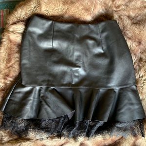 Who What Wear 🖤Faux Leather Skirt